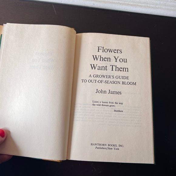 Vintage 1977 Book " Flowers When you Want Them" by John James "A Growing Guide - Picture 7 of 10